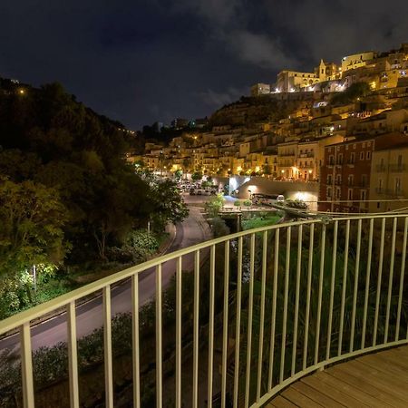 شقة راغوزا  في Ibla Rosso Lacca المظهر الخارجي الصورة